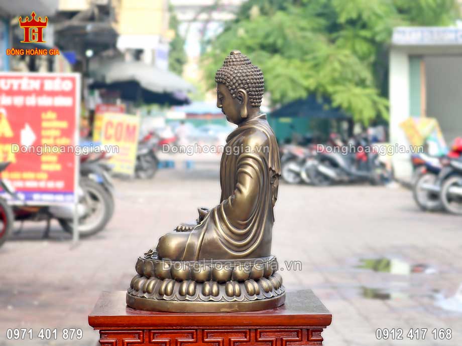 Pho tượng Phật Thích Ca Mâu Ni giả cổ có độ bền cao, an tâm sử dụng lâu dài